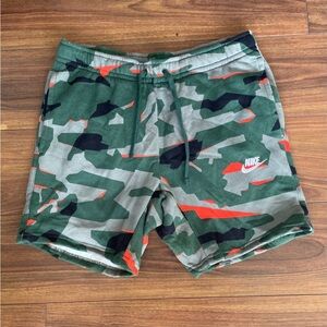 Nike Sportswear Club Camo Shorts